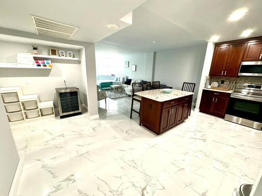 Sunny Isles Beach Spacious Apartment מראה חיצוני תמונה