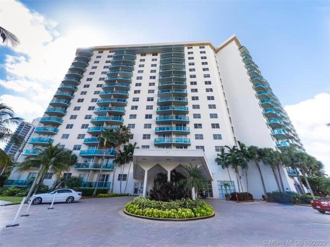 Sunny Isles Beach Spacious Apartment מראה חיצוני תמונה